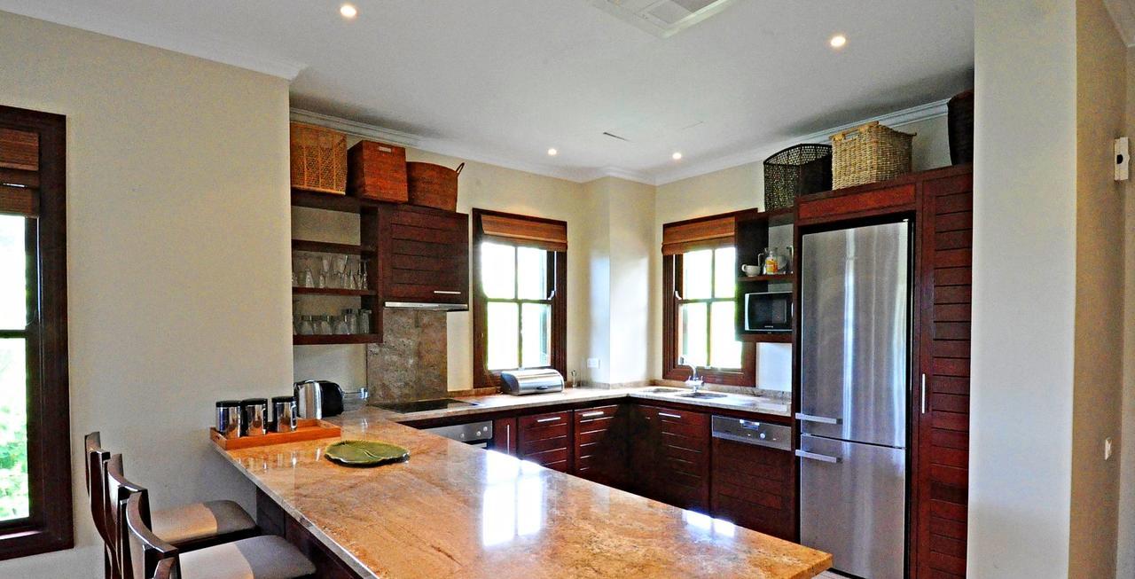 Eden Island, Beach Front, Luxury, 3 Bed Ensuite, Wifi Exterior photo